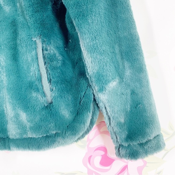 NEW Abercrombie & Fitch Jacket XS Teal Green Faux Fur Half Zipper Pullover XS - Picture 4 of 11